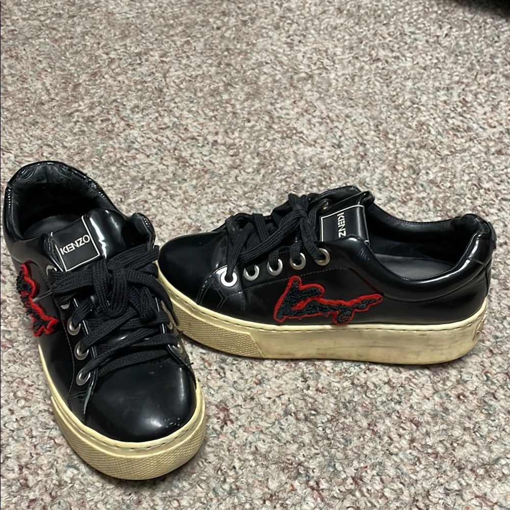 Kenzo Black platform leather Sneakers with Red logo Detail